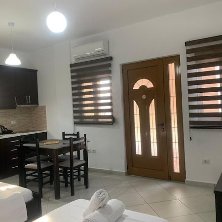 Guesthouse Jasmine Ksamil Exterior photo